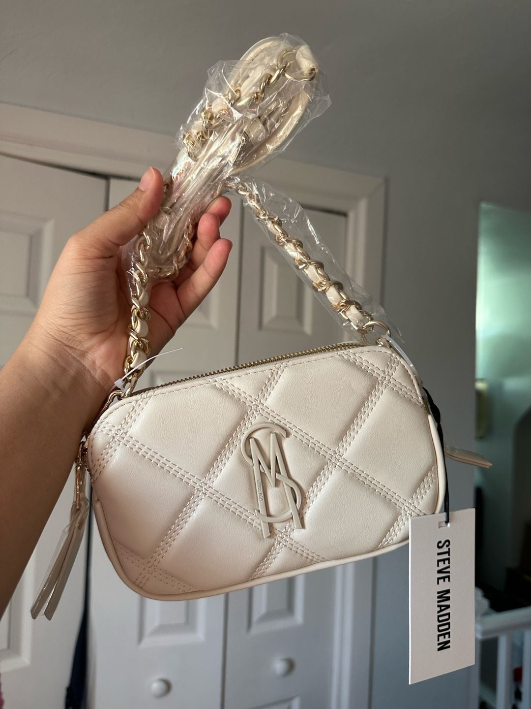 Steve Madden Bdaisy Quilted Crossbody Bag White 3