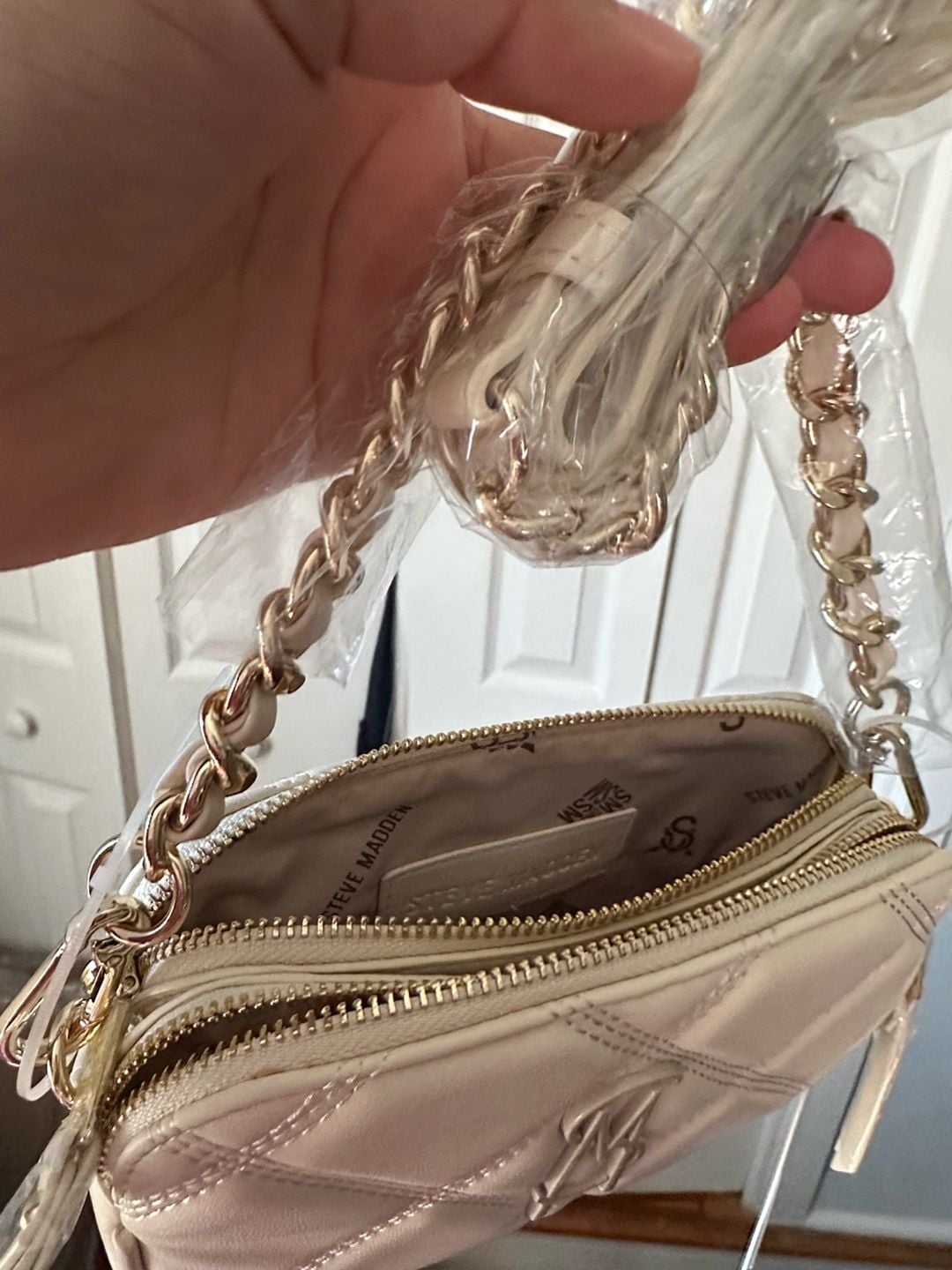 Steve Madden Bdaisy Quilted Crossbody Bag White 12