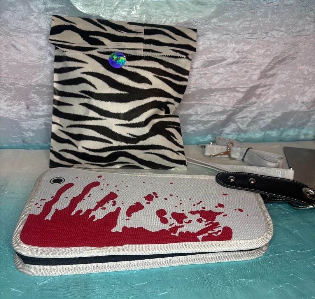 Bloody Cleaver Clutch Purse Halloween and mystery bag of fun accessories! 4