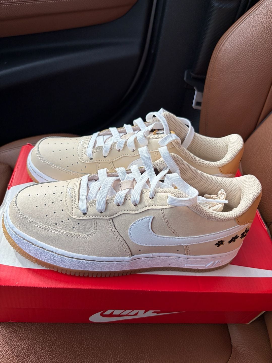 Nike Air Force 1 Low GS Size 5Y Sanddrift Powered By Flowers 3