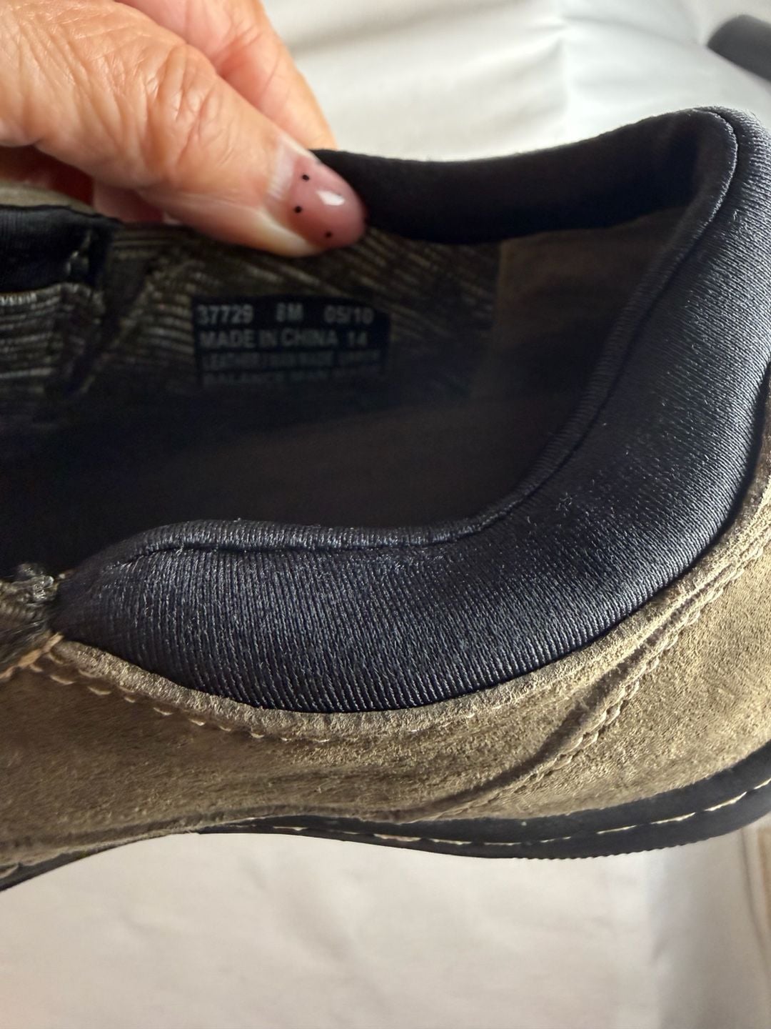 Privo by Clarks Womens Slip-On Casual Shoes Brown Suede Size 8 utilitarian waterproof comfort shoe, rugged casual, everyday workwear, weatherproof suede, outdoor-ready 8