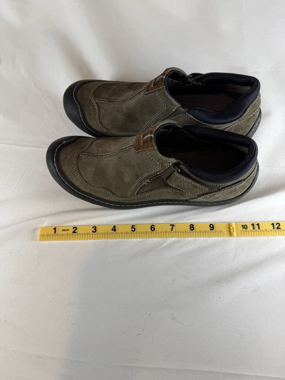 Privo by Clarks Womens Slip-On Casual Shoes Brown Suede Size 8 utilitarian waterproof comfort shoe, rugged casual, everyday workwear, weatherproof suede, outdoor-ready 9