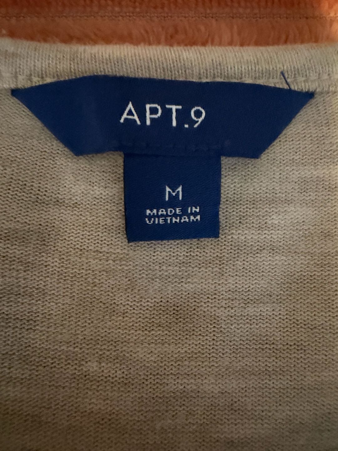 Apt. 9 Ladies Long Sleeve V-Neck Top Size M Heather Beige Zipper Sides 7