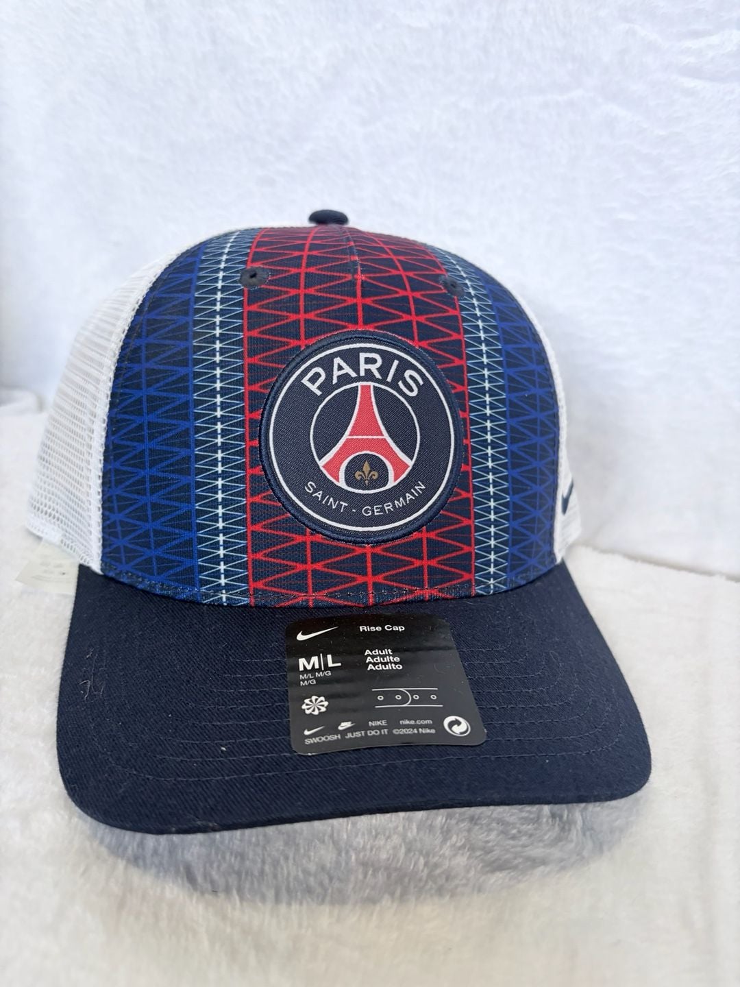 Nike Paris Saint-Germain Rise Cap Size M/L Navy Trucker Hat 2