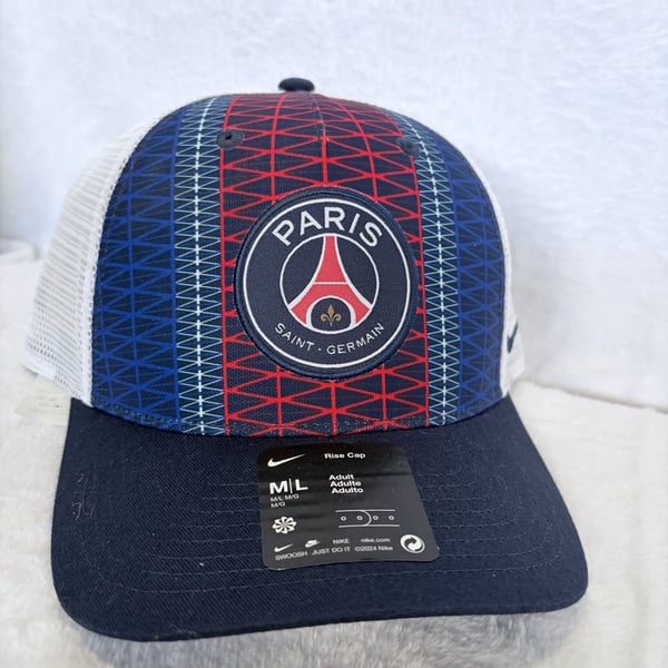 Nike Paris Saint-Germain Rise Cap Size M/L Navy Trucker Hat
