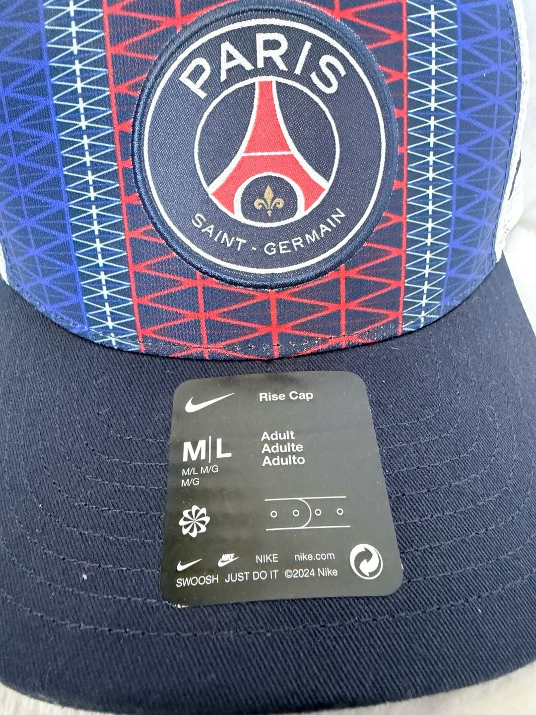 Nike Paris Saint-Germain Rise Cap Size M/L Navy Trucker Hat 3