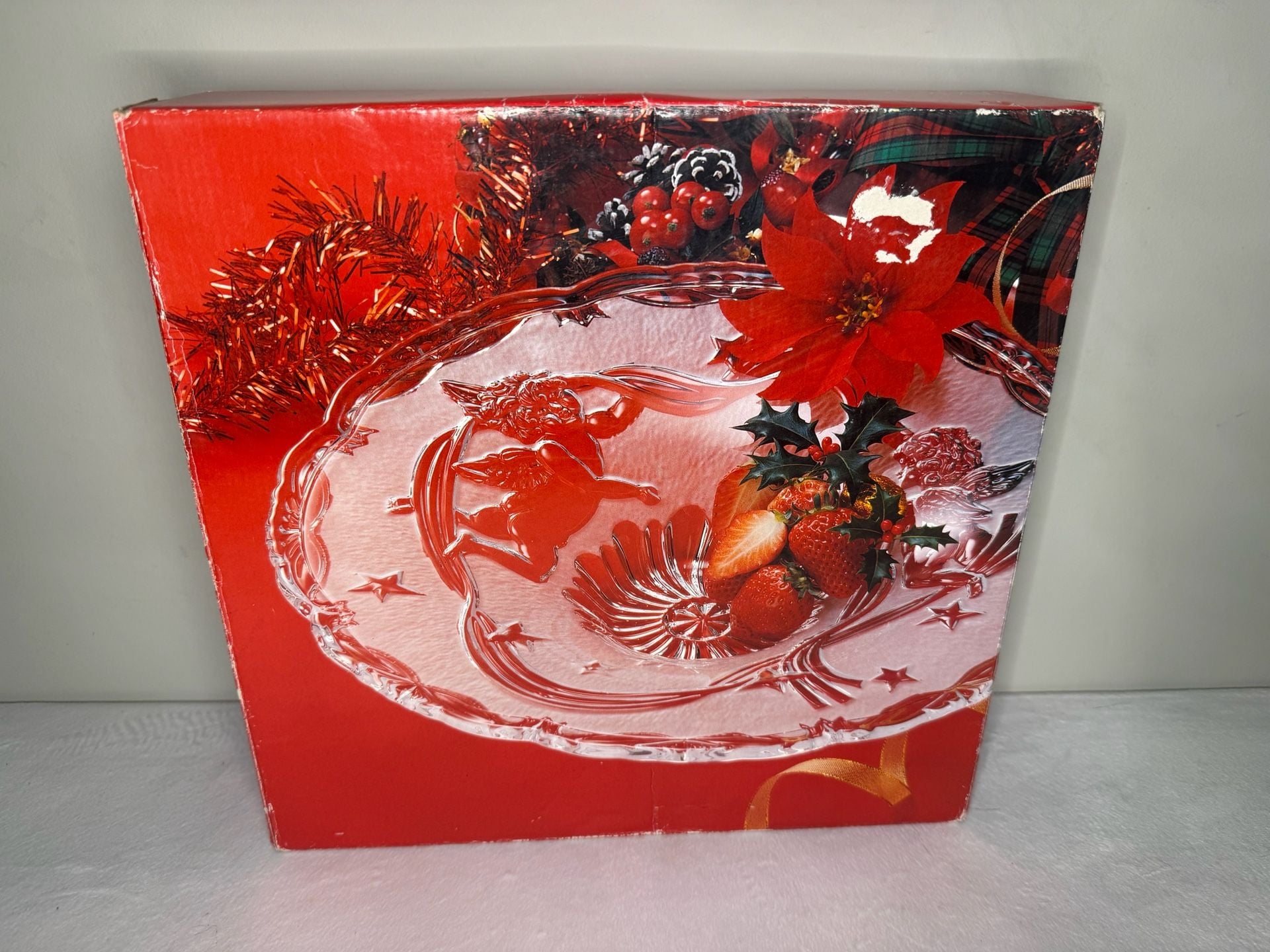 Mikasa Cherubs Centerpiece Bowl 13 1/2 Clear Glass 1