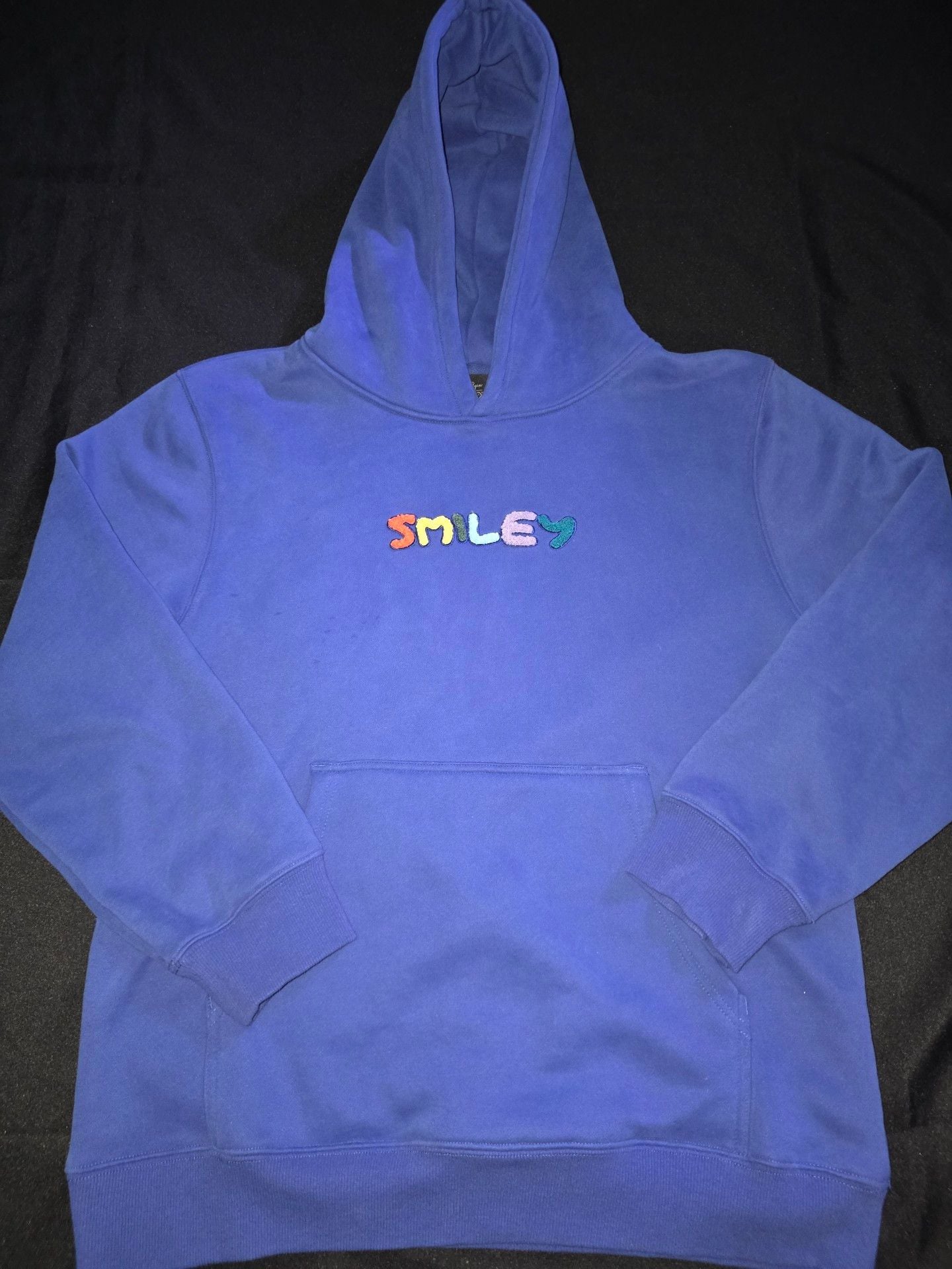 Samii Ryan Smiley Chenille Hoodie Size M Blue Embroidered Graphic 2
