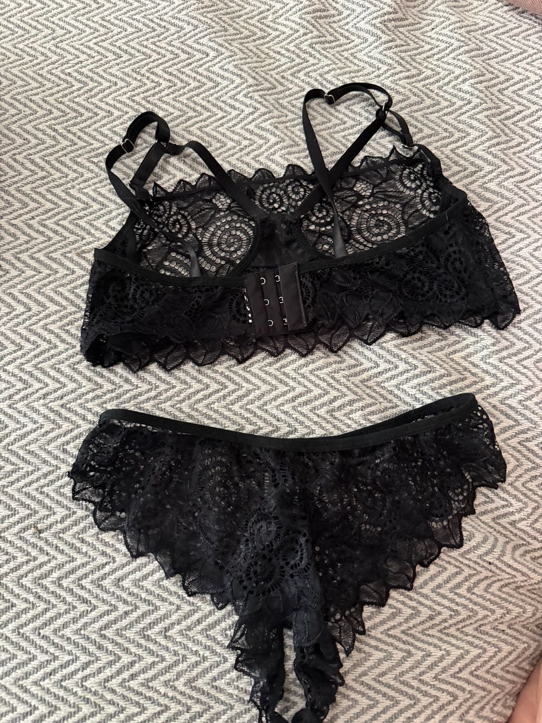 Random neon/ Red & Black Lace / fishnet Lingerie 5