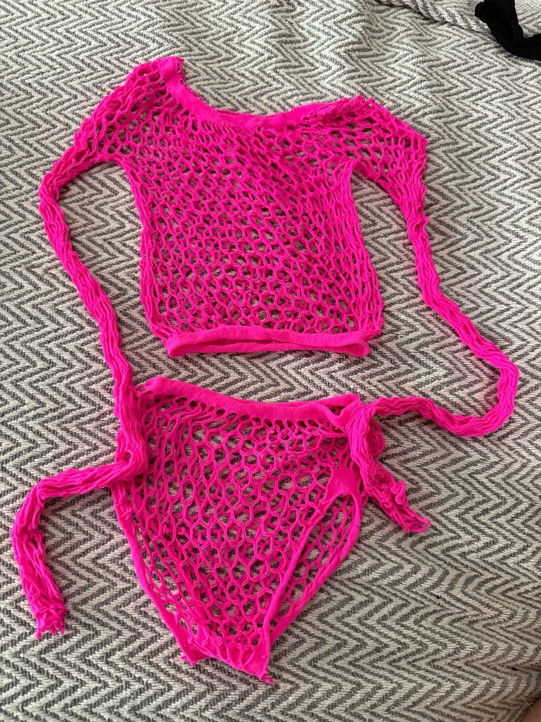Random neon/ Red & Black Lace / fishnet Lingerie 7
