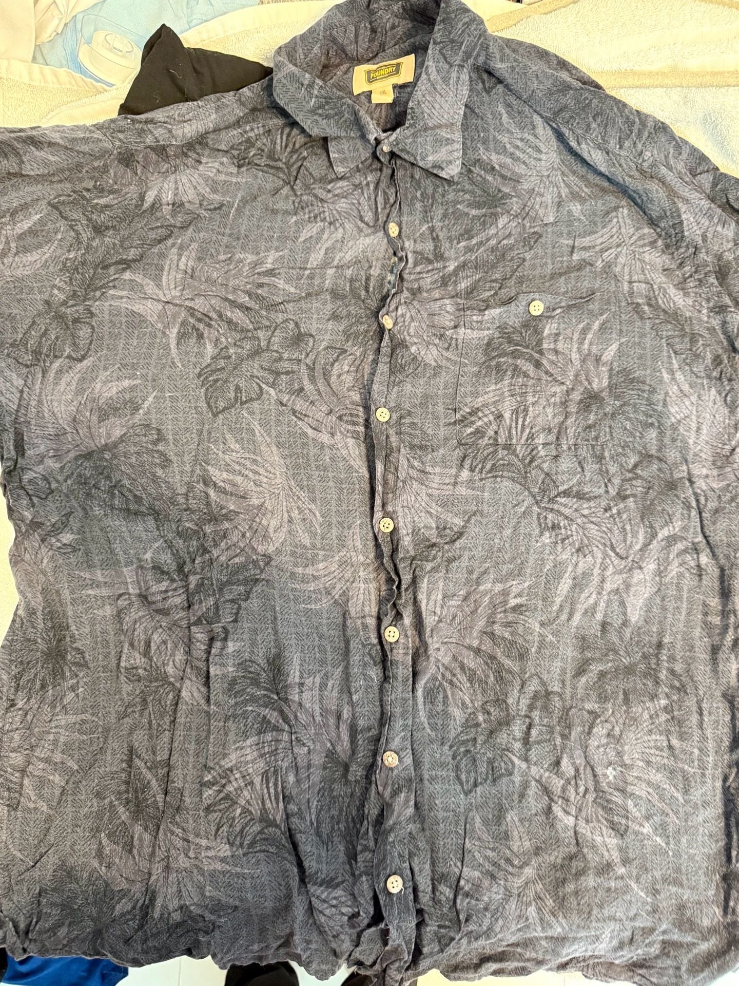 The Foundry Supply Co. Tropical Leaf Button Down Shirt Size 2XL Dark Gray Rayon 7