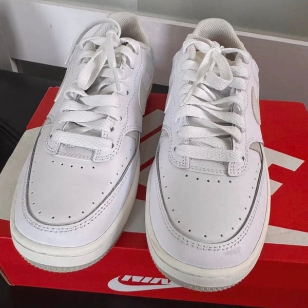 Nike Gamma Force Size 5 White Phantom Light Bone