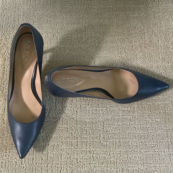 Ralph Lauren Pointed Toe Heel Pumps Navy Leather