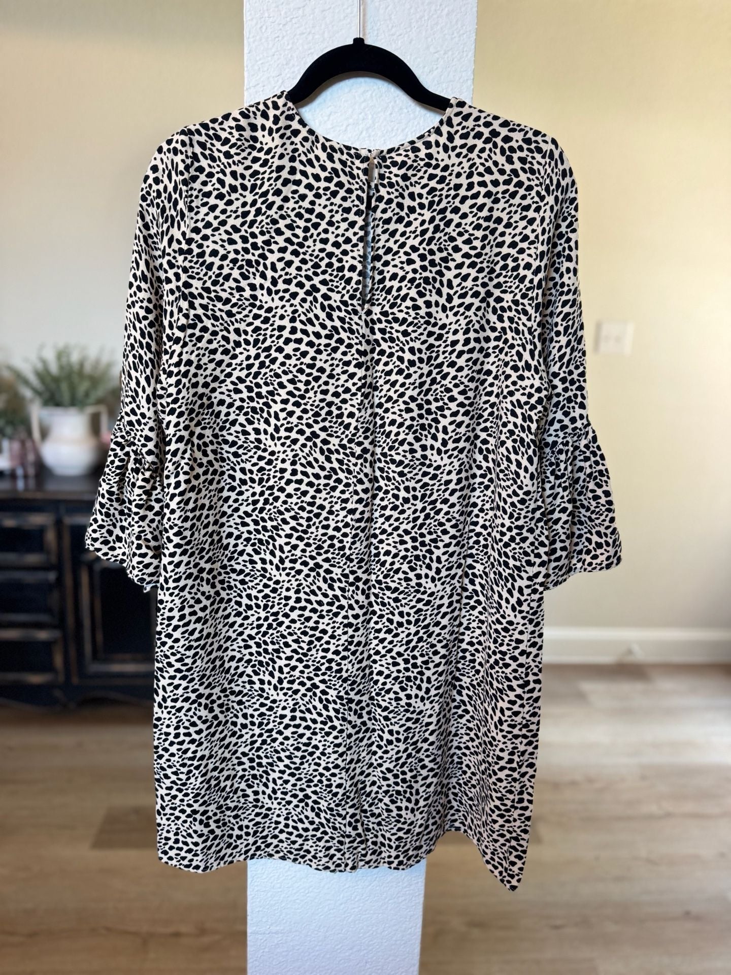 H&M Bell Sleeve Dress Size 14 Animal Print Keyhole Back 5