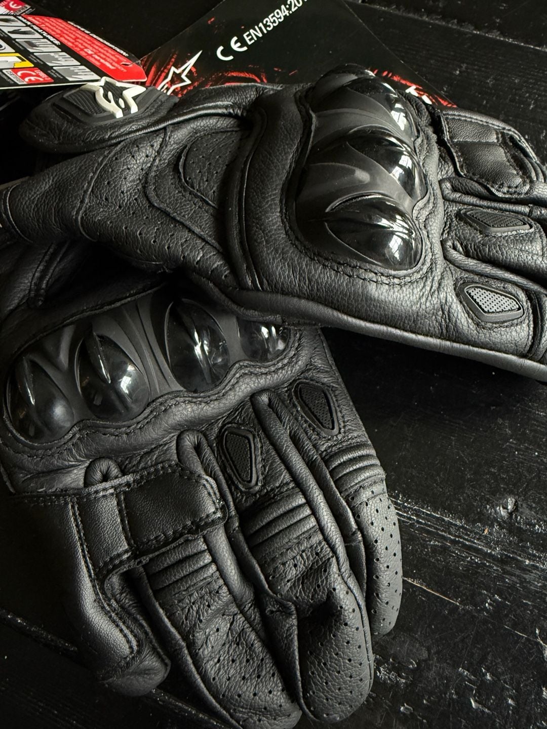 NWT! Alpinestars Celer V1 Gloves - Size M Black Leather Road Sport 5