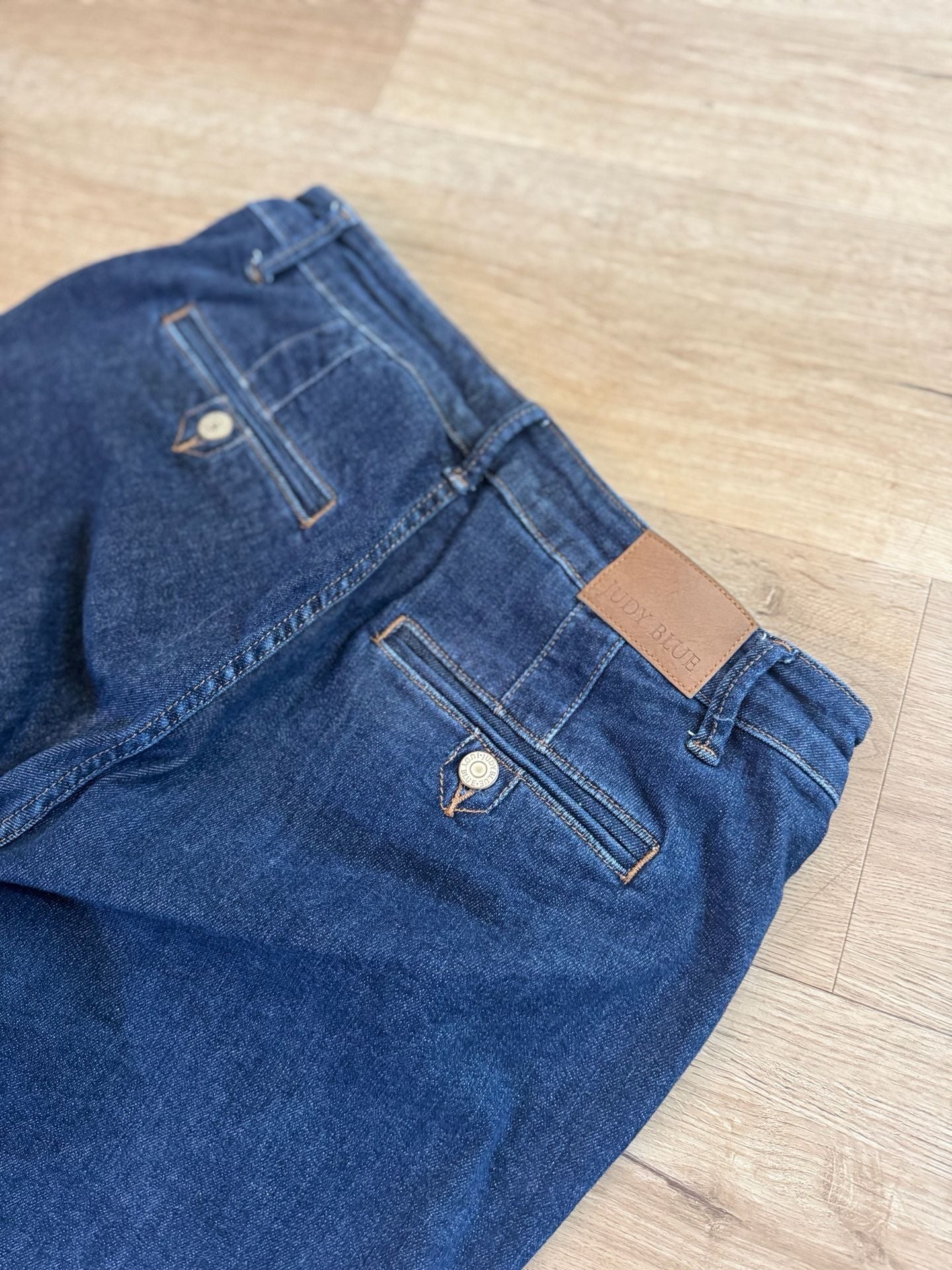 Judy Blue Wide Leg Jeans Size 14W Dark Wash Denim Cropped 7