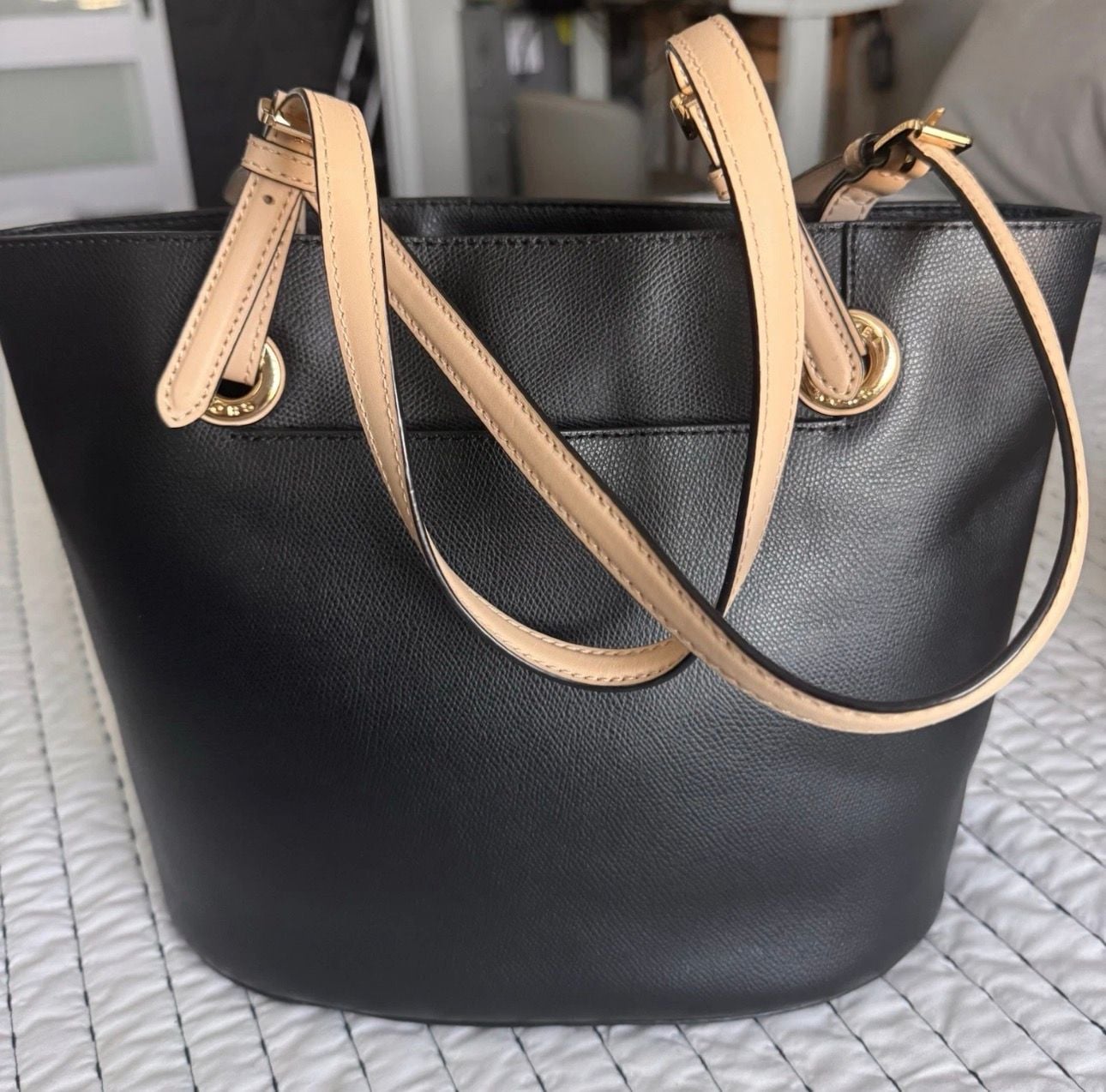 Michael Kors Bucket Bag Black Leather 3
