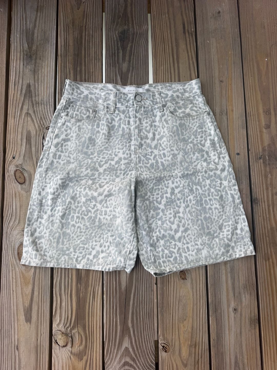 Pacsun Baggy Shorts Size 30 Grey Leopard Print Denim 2