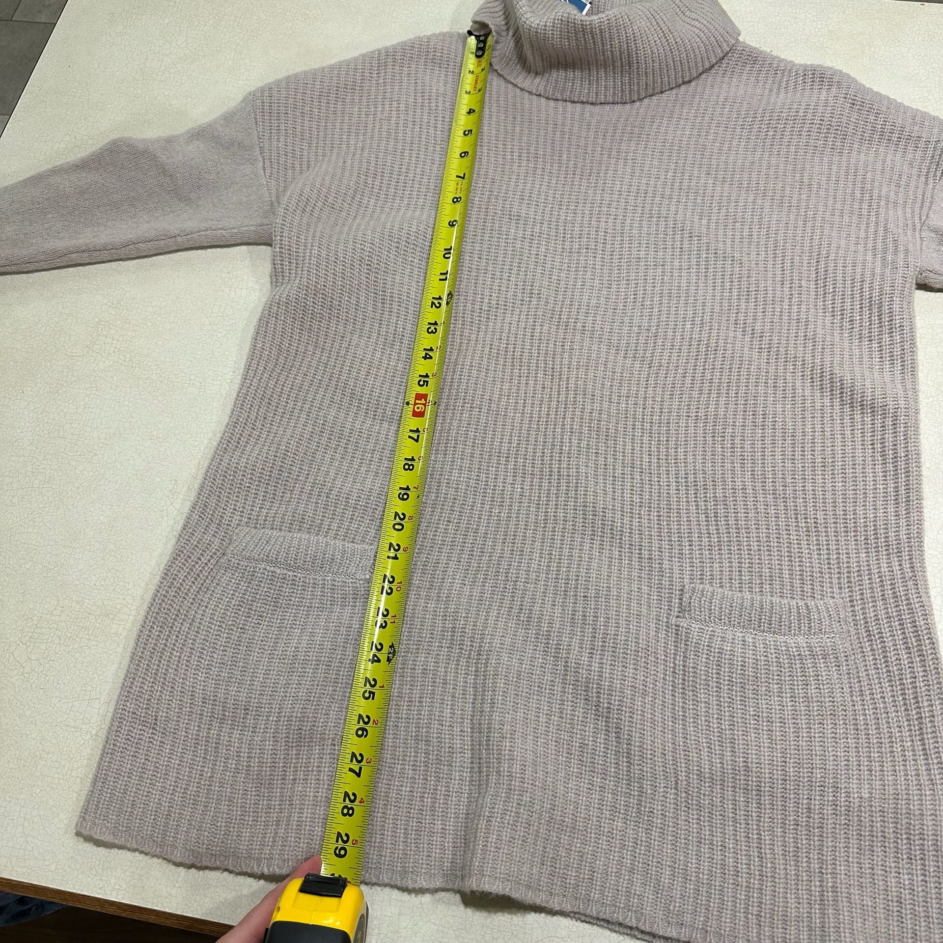 Ellen Tracy Turtleneck Sweater Size XL Beige Pocket Ribbed Wool 7
