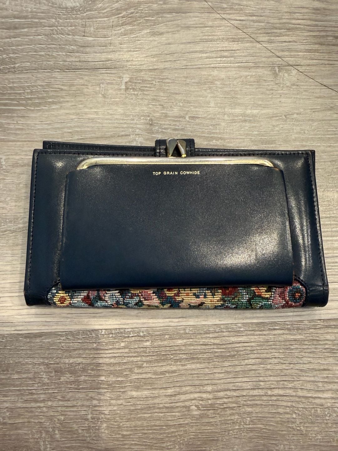 Vintage Floral Tapestry Top Grain Cowhide Leather Wallet 2