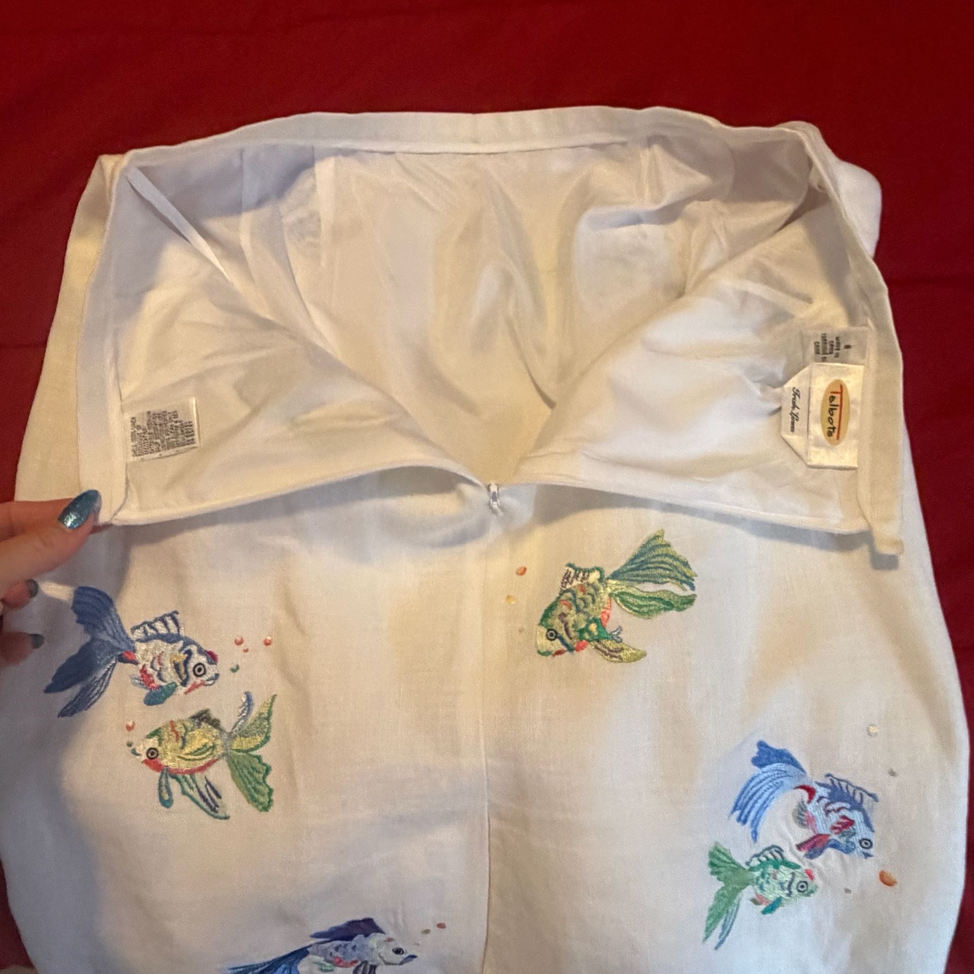Talbots Irish Linen Skirt Size 8 Embroidered Fish 8