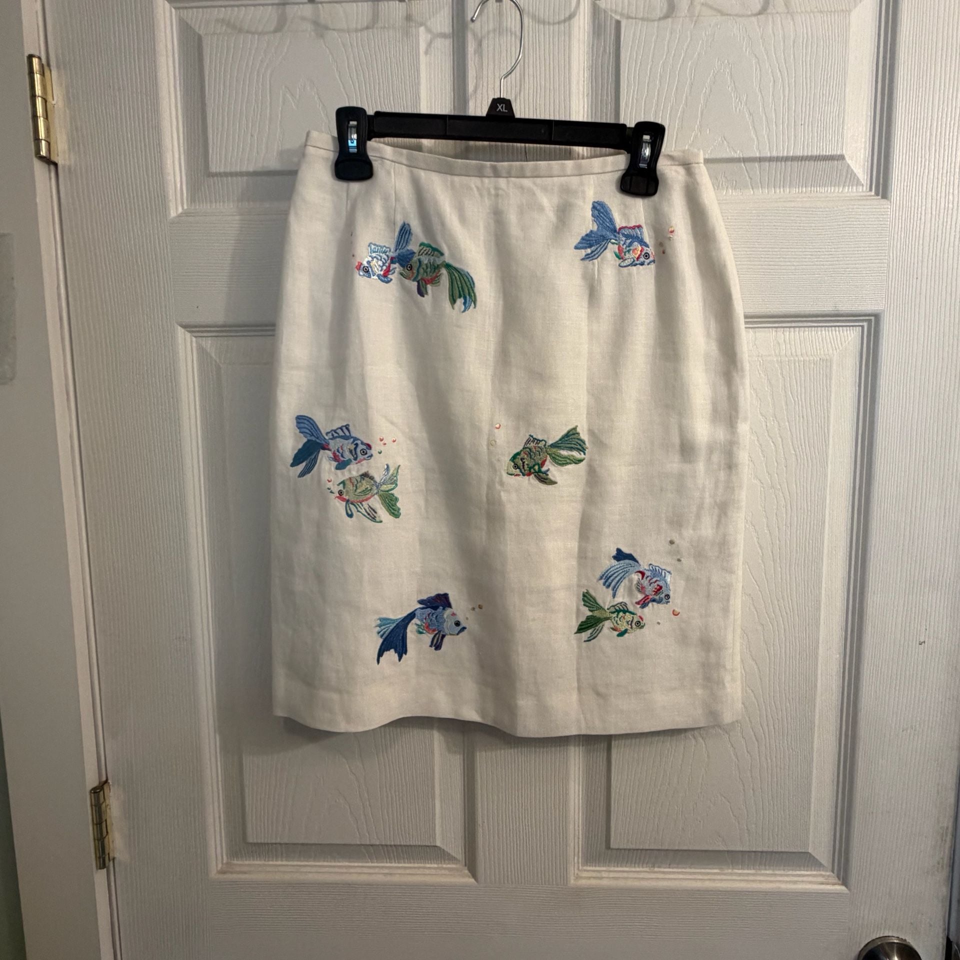 Talbots Irish Linen Skirt Size 8 Embroidered Fish 10