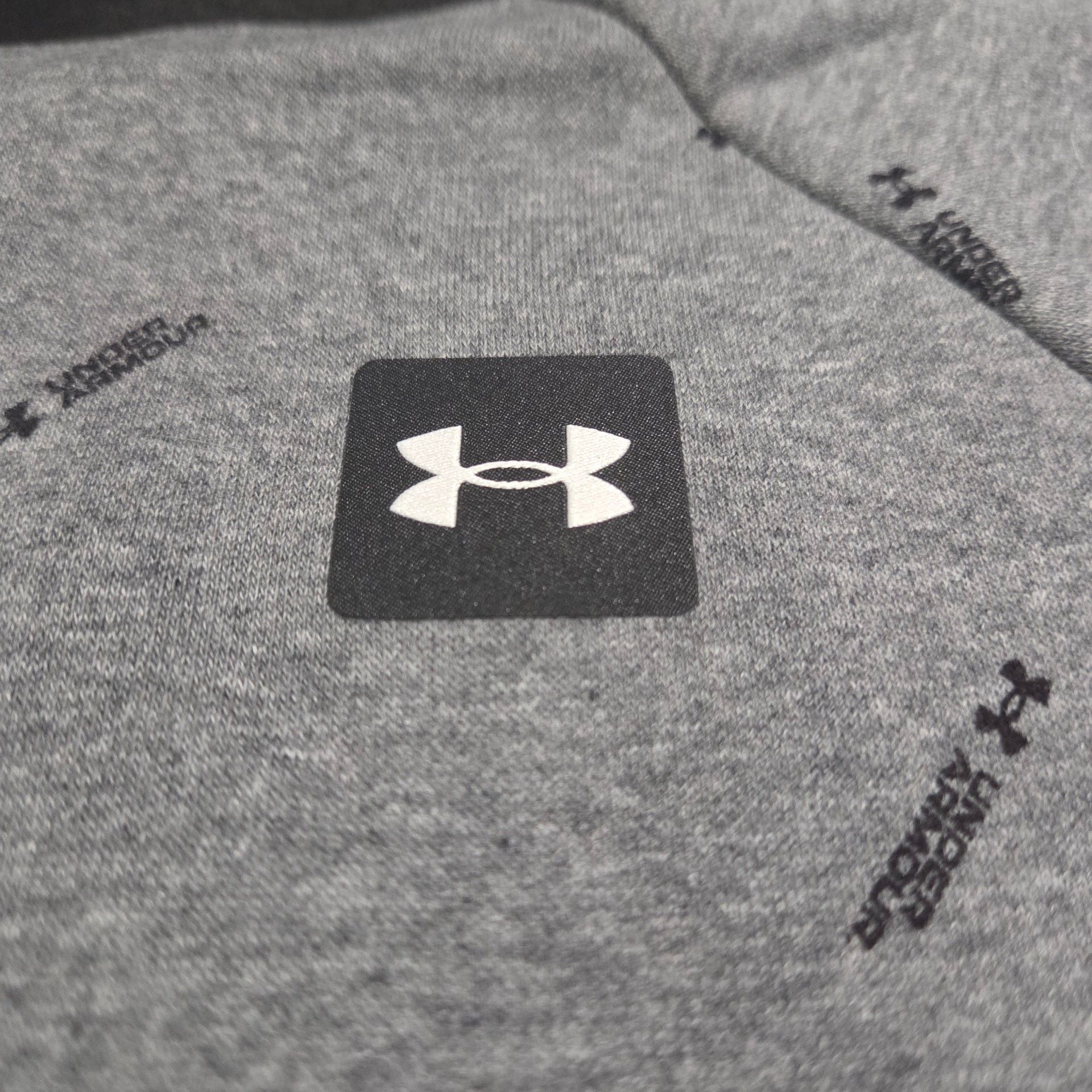 Under Armour Rival Fleece Hoodie Size SM Gray All Over Print 5