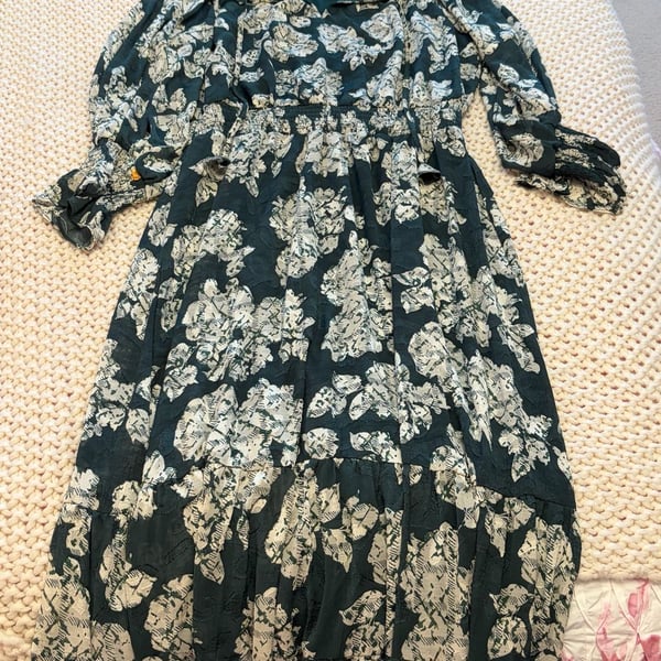 Vince Camuto Long Sleeve Smocked Maxi Dress Size XL Forest Green Floral