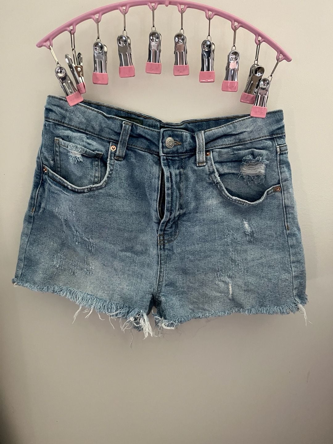 Wild Fable Denim Shorts Size 6 Blue Distressed Raw Hem 2