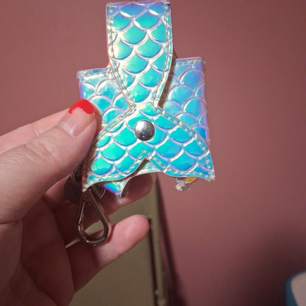 Bath & Body Works Iridescent Mermaid Scale PocketBac Hand Sanitizer Holder