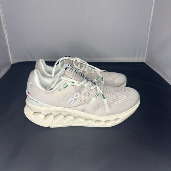 On Cloudsurfer Size 8M 9.5W Pearl Ivory