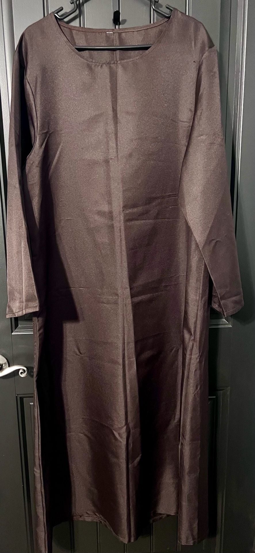 Brown Priest Monk Wizard Jedi Robe Halloween Costume with Cross Necklace 4
