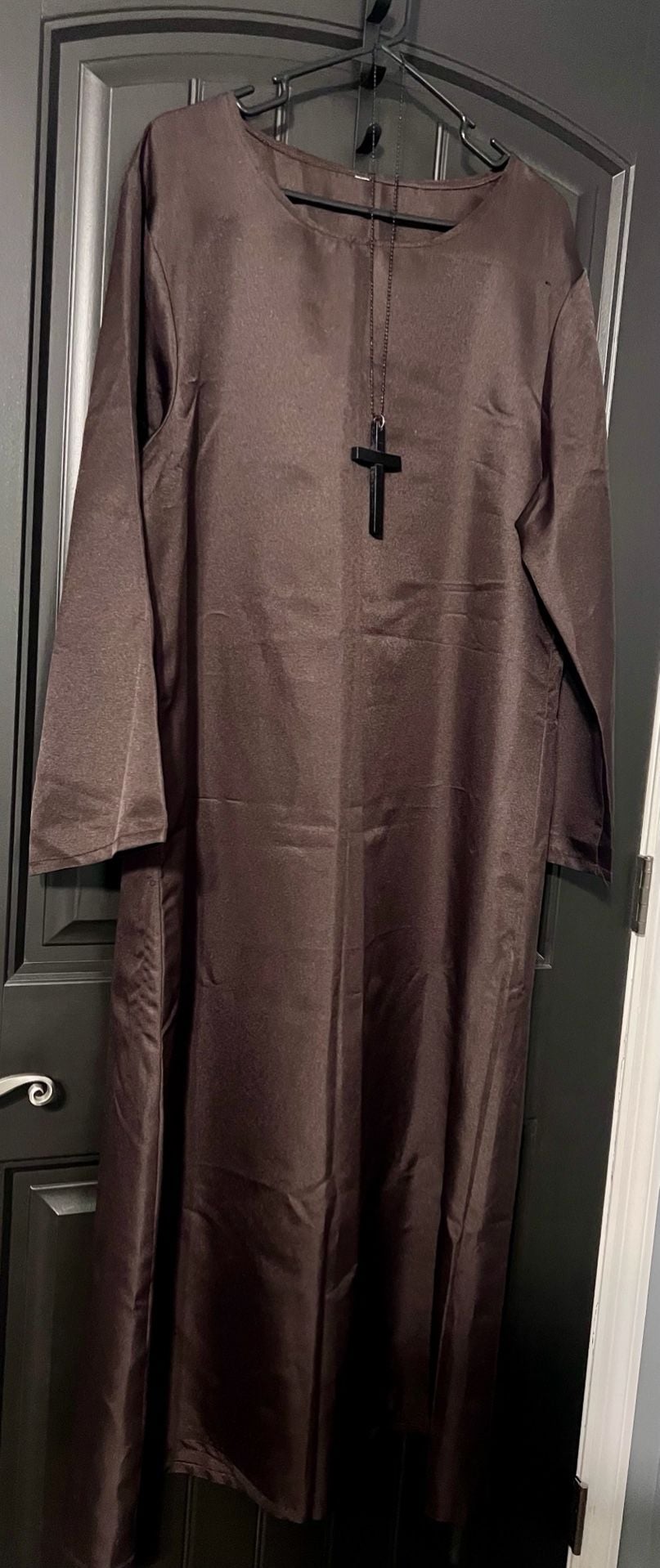 Brown Priest Monk Wizard Jedi Robe Halloween Costume with Cross Necklace 6