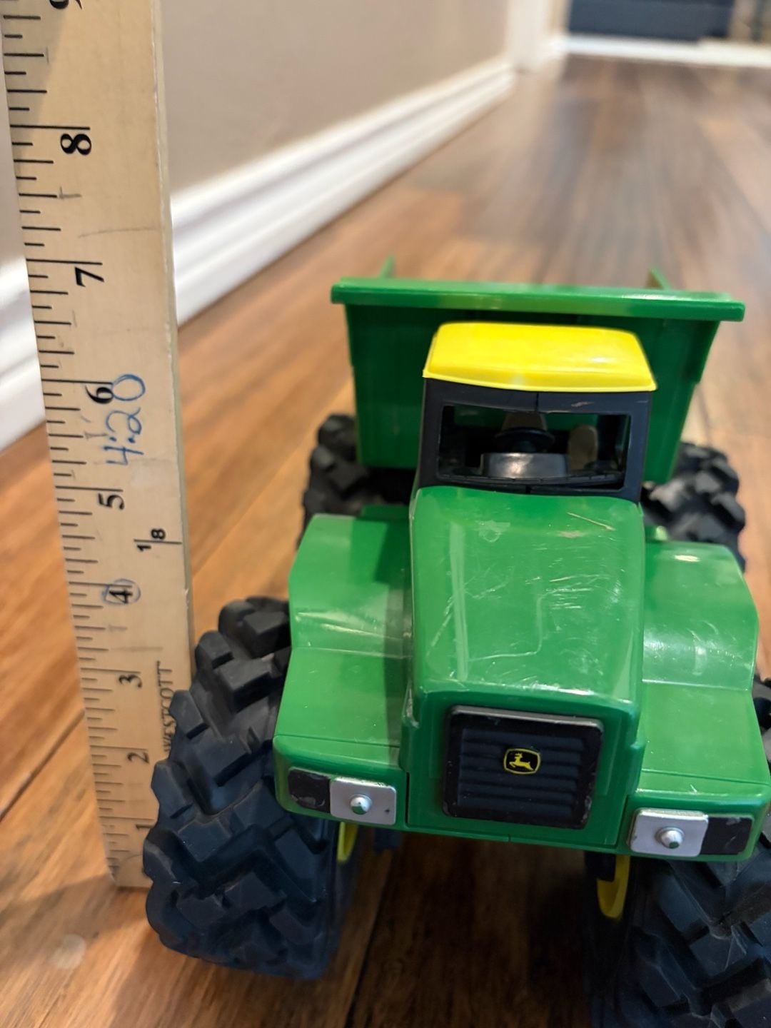 ERTL John Deere Monster Treads Dump Truck Green Toy 10