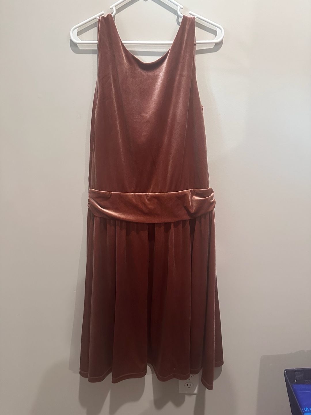 Babeyond Velvet Beaded Dress Size 6 Brown 7
