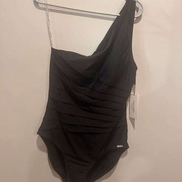 Calvin Klein One-Shoulder Starburst One-Piece Swimsuit Size 14 Black