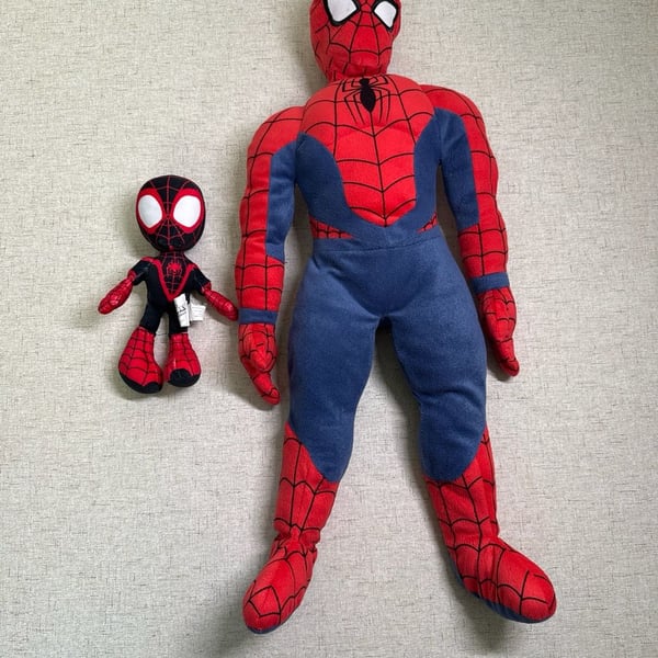 Marvel Spider man plush bundle 