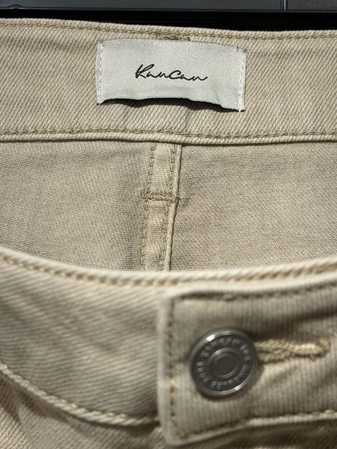 KanCan Ultra High Rise Cropped Wide Leg Jeans Size 15/31 Beige 4