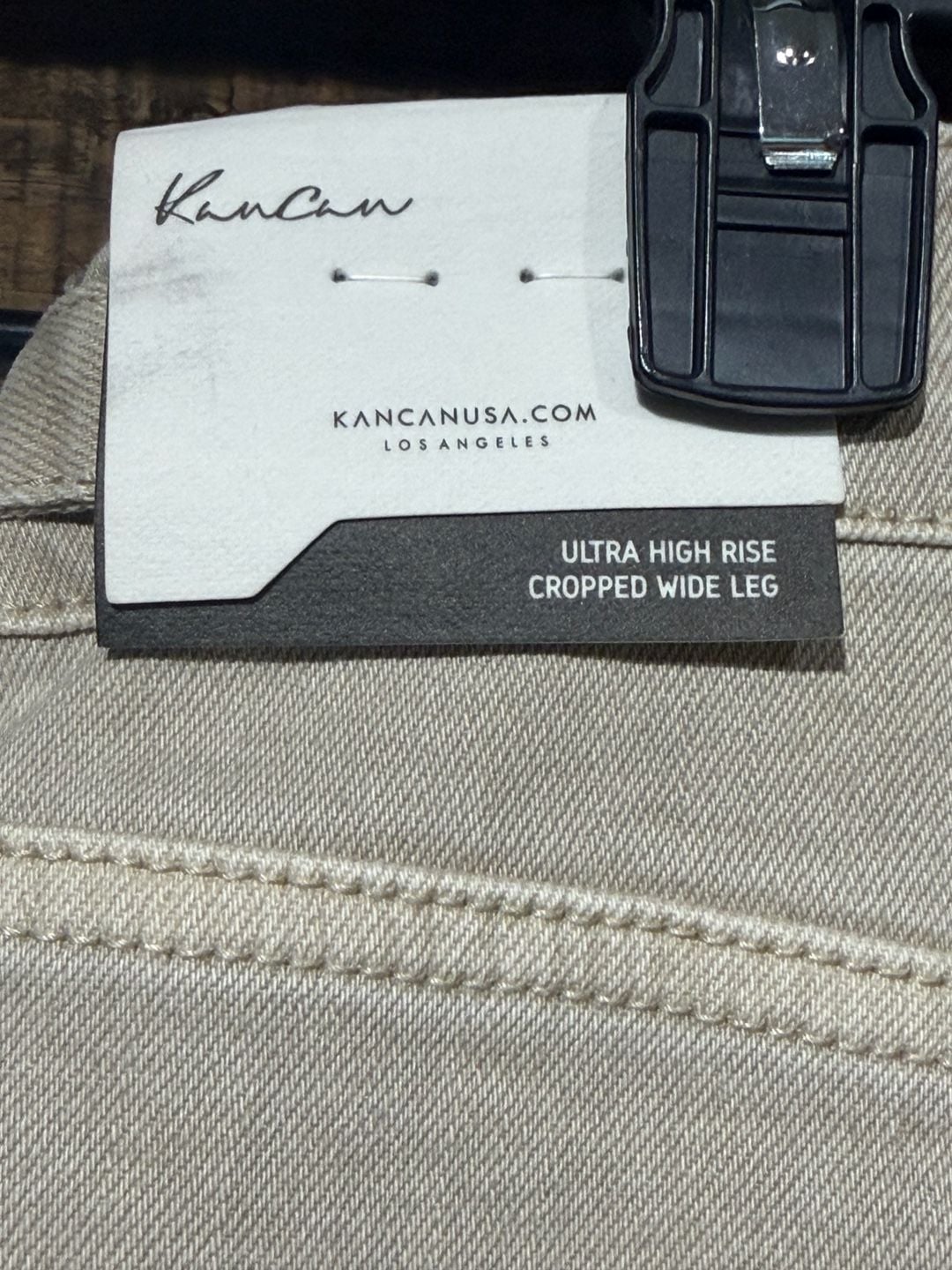 KanCan Ultra High Rise Cropped Wide Leg Jeans Size 15/31 Beige 5
