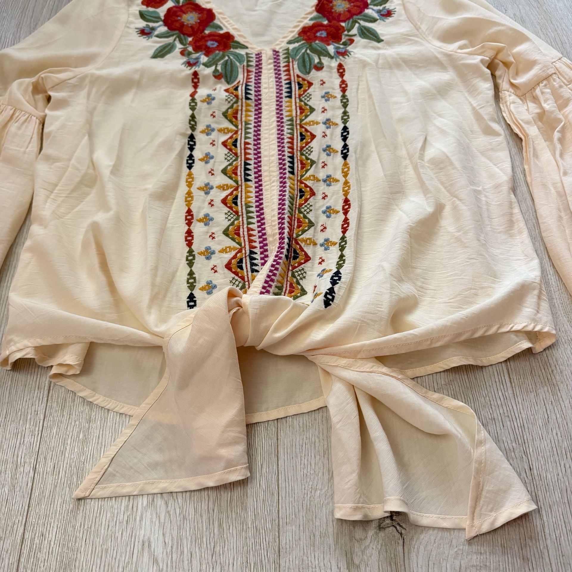 Entro Embroidered Blouse 7