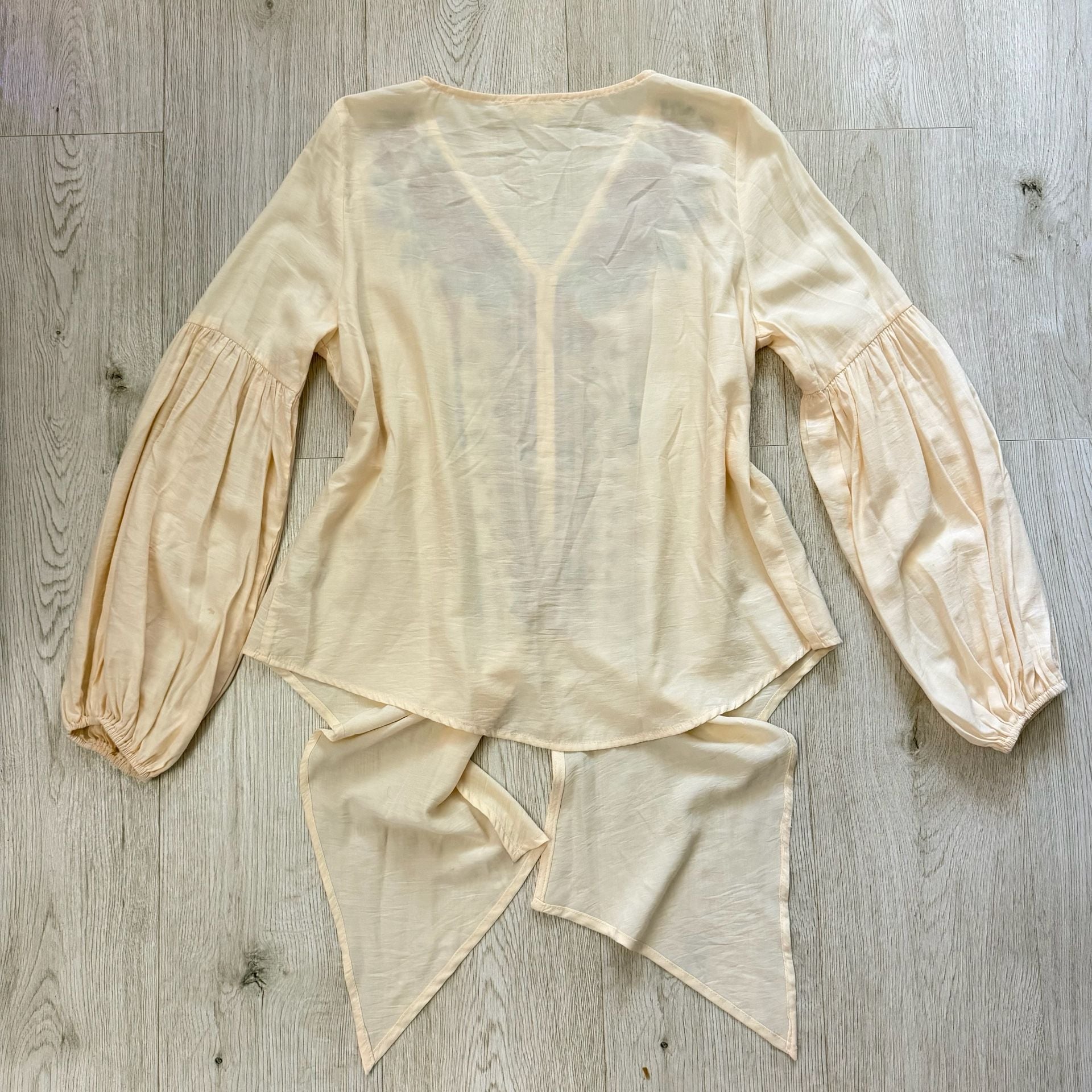 Entro Embroidered Blouse 8