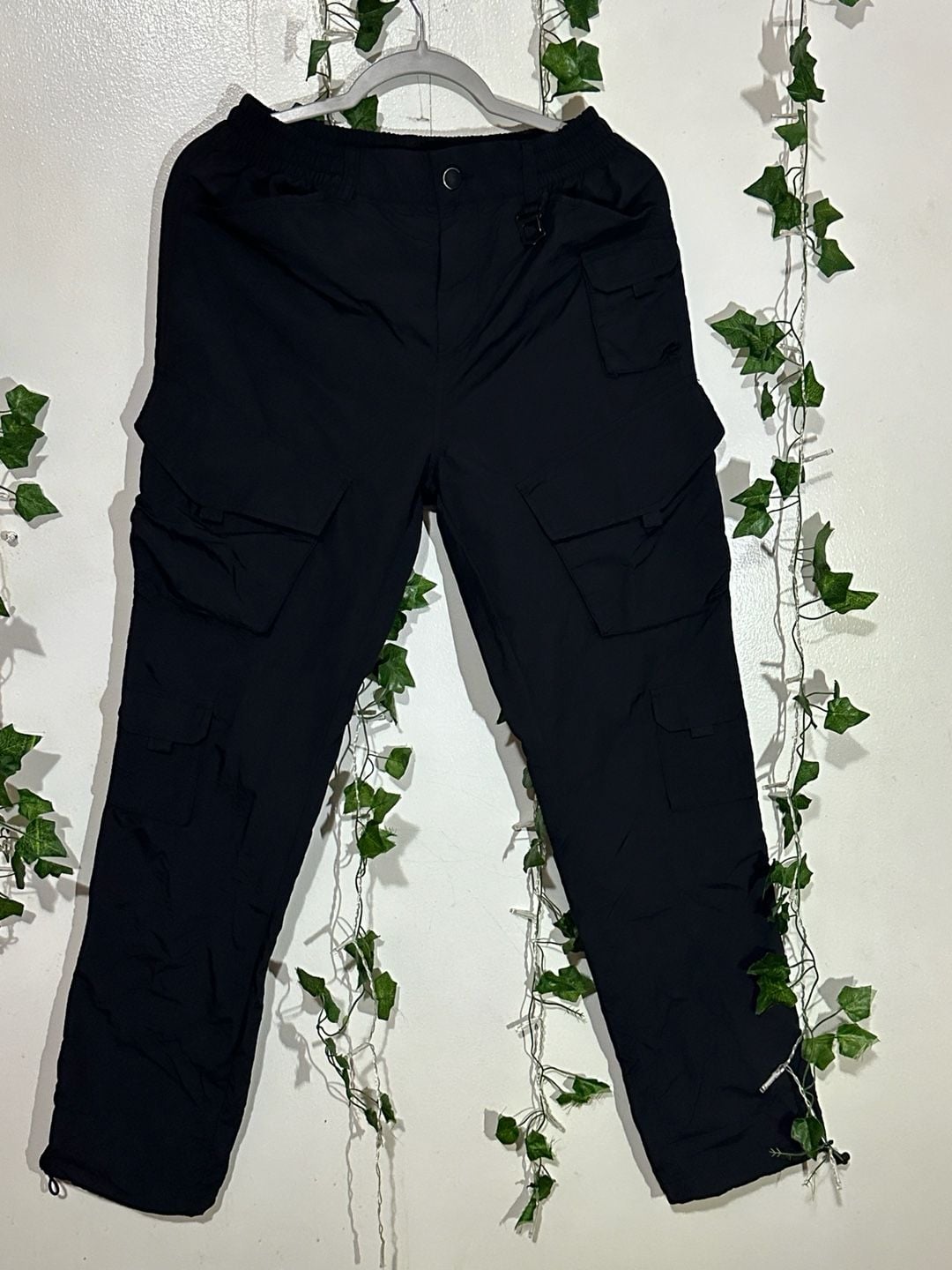 Cargo Pants Size M Black Nylon .brand: LCKR 2