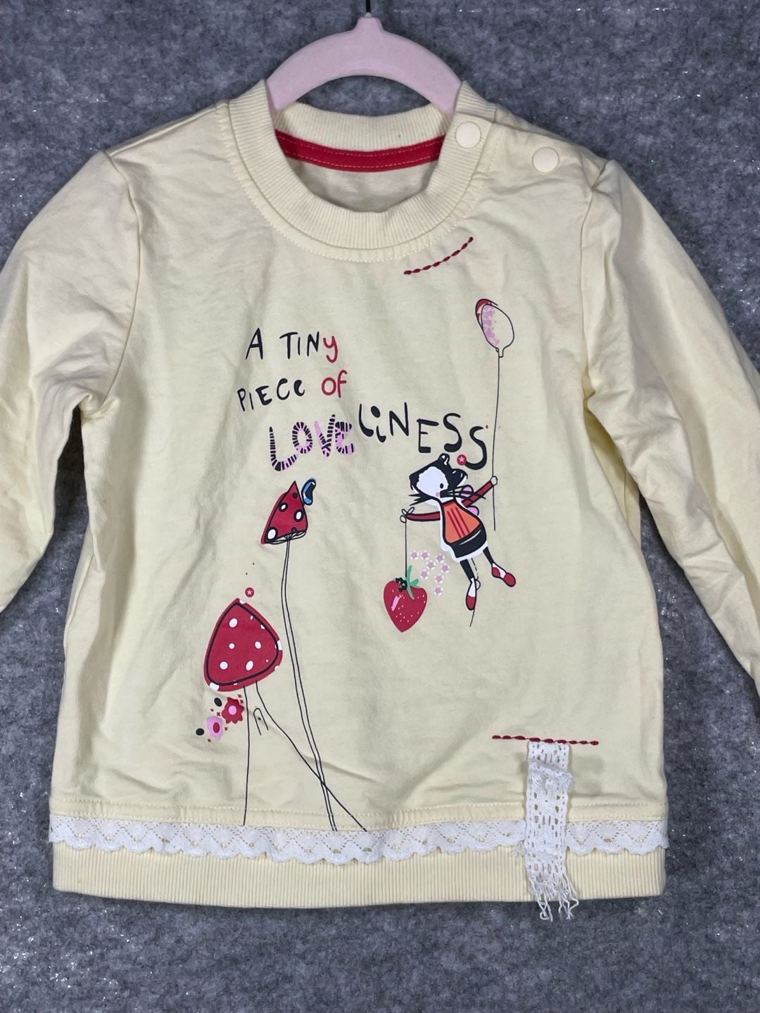 Unbranded A Tiny Piece of Loveliness Cartoon Sweatshirt Apricot 3