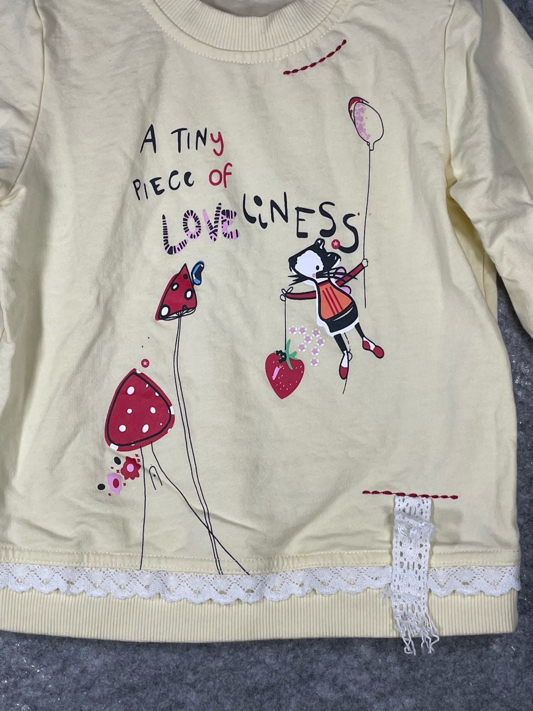 Unbranded A Tiny Piece of Loveliness Cartoon Sweatshirt Apricot 5