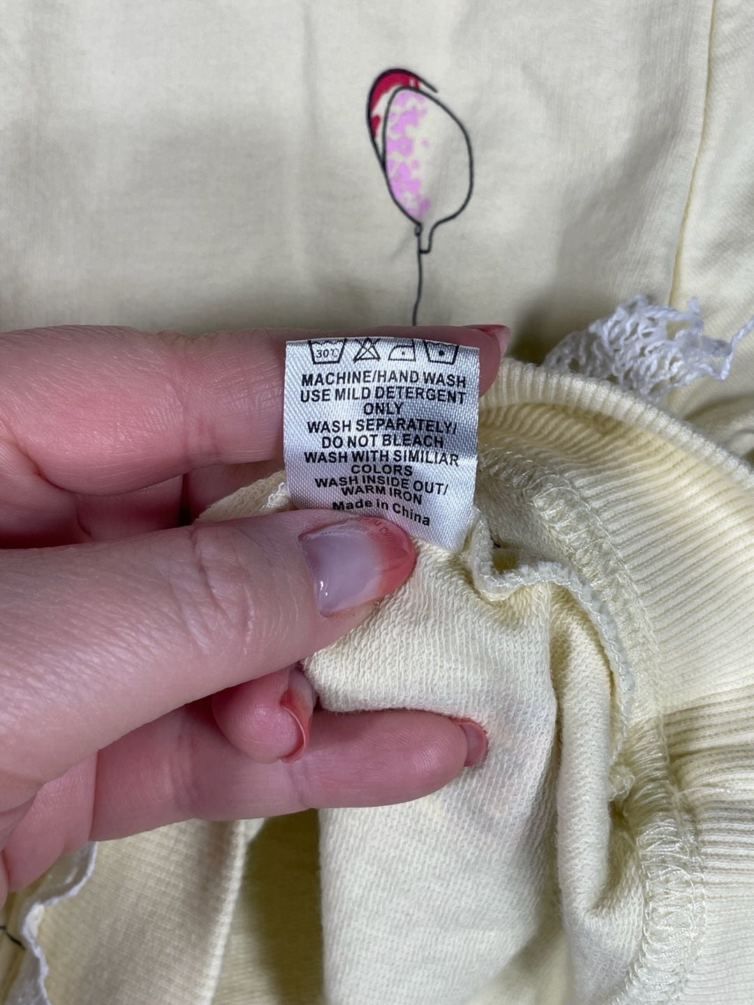 Unbranded A Tiny Piece of Loveliness Cartoon Sweatshirt Apricot 9