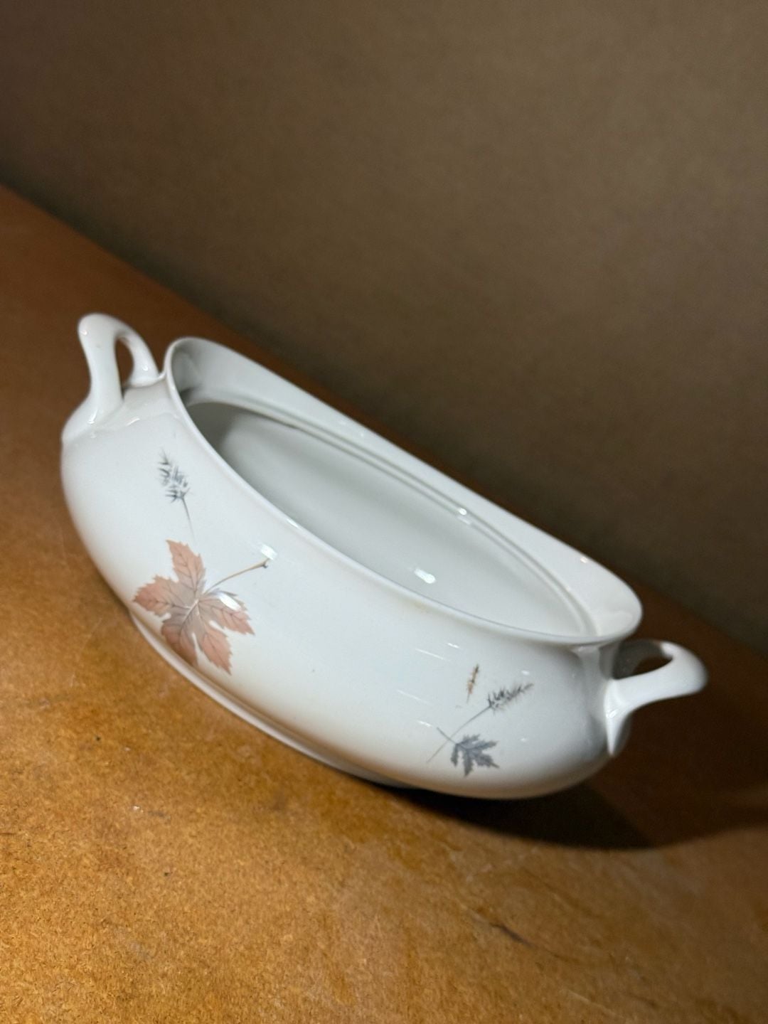 Royal Doulton Tumbling Leaves T.C. 1004 Covered Vegetable Serving Dish 12
