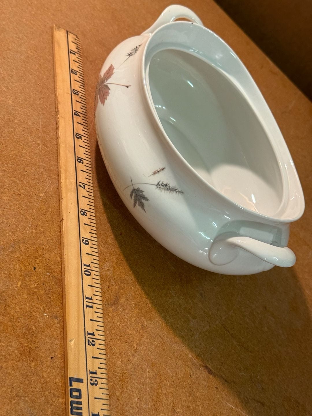 Royal Doulton Tumbling Leaves T.C. 1004 Covered Vegetable Serving Dish 13