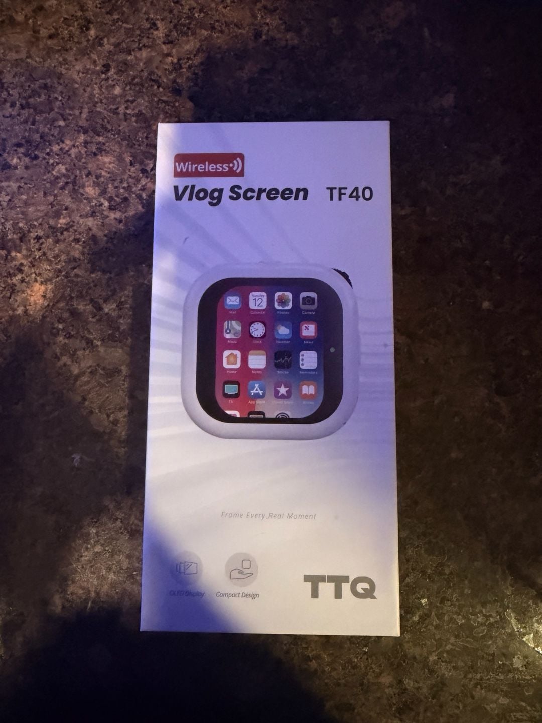 TTQ Wireless Vlog Screen TF40 White Vlog Selfie Monitor 2