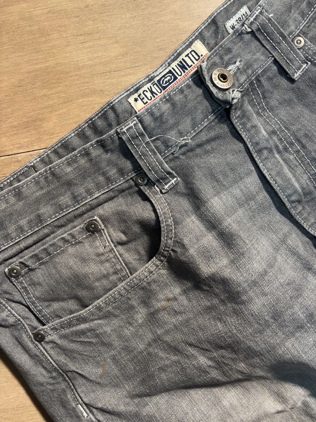 Vintage Y2K Ecko Unltd Jean Shorts Size 38 Grey Denim Hang 'Em High Baggy Jorts 3