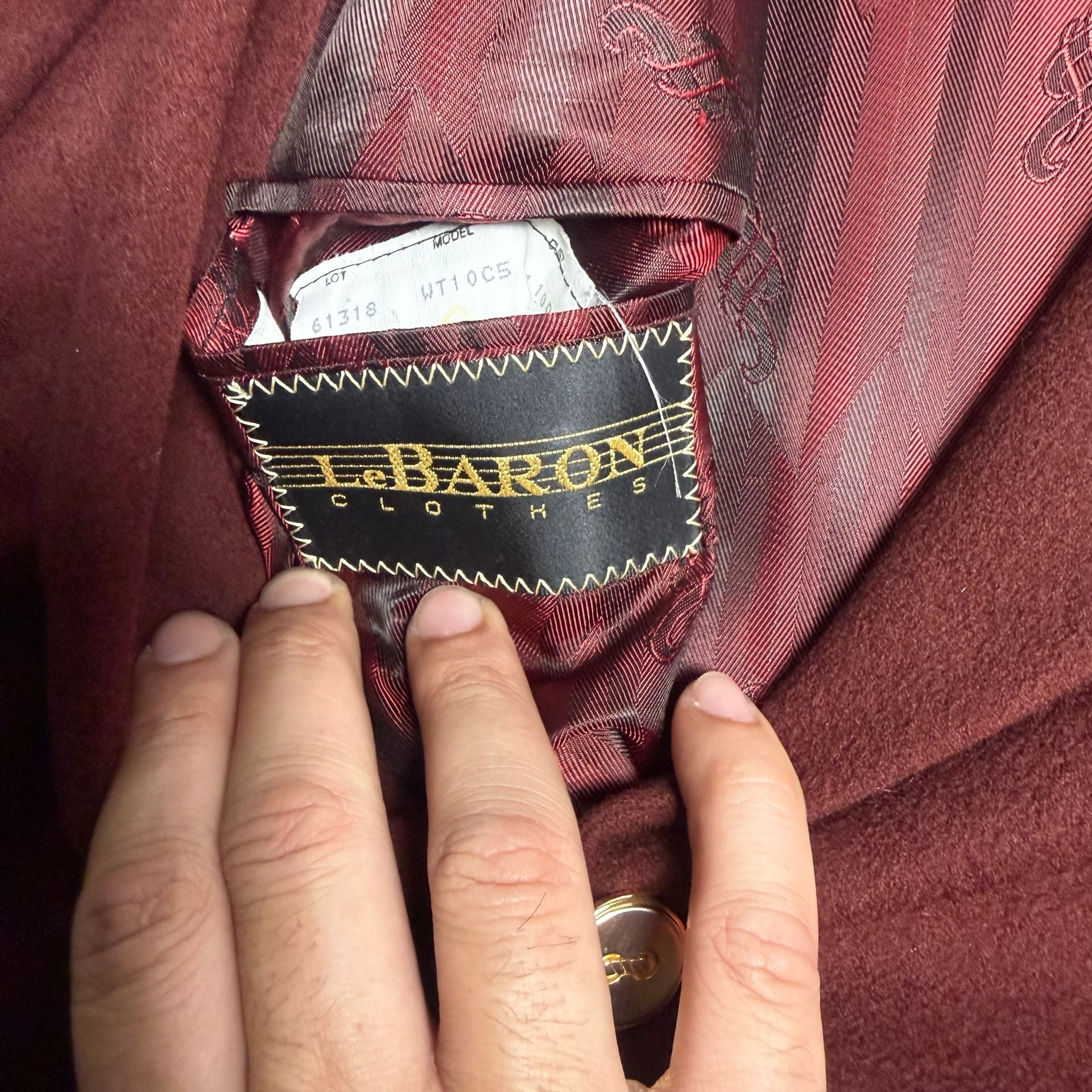 Vintage Maroon Wool Blazer Sport Coat 42R Gold Buttons 8